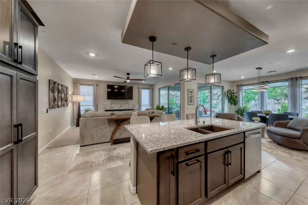259 Sun Glaze, Henderson, NV 89011