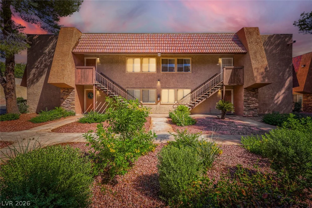 5449 Indian River, Las Vegas, NV 89103