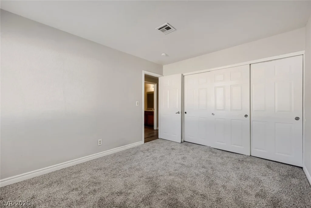 5449 Indian River, Las Vegas, NV 89103