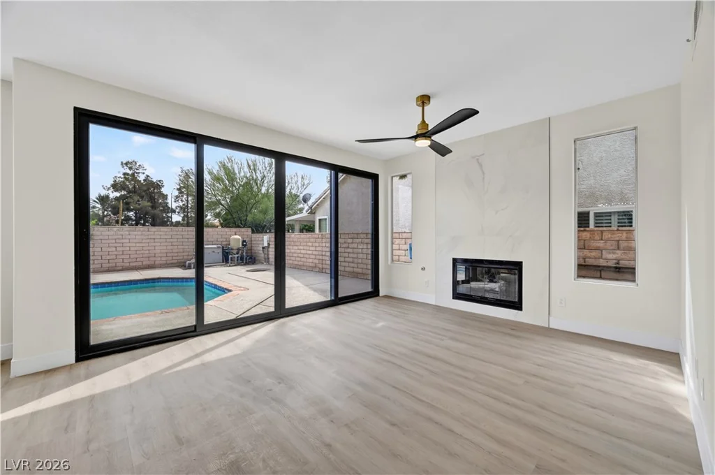 8307 San Ramon, Las Vegas, NV 89147