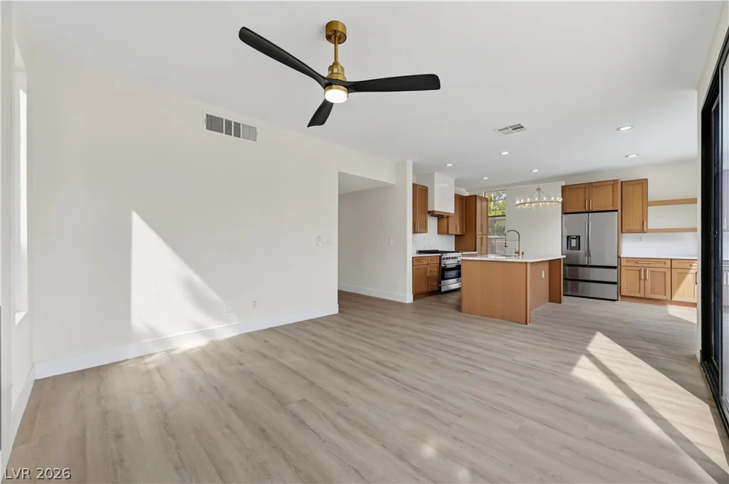8307 San Ramon, Las Vegas, NV 89147