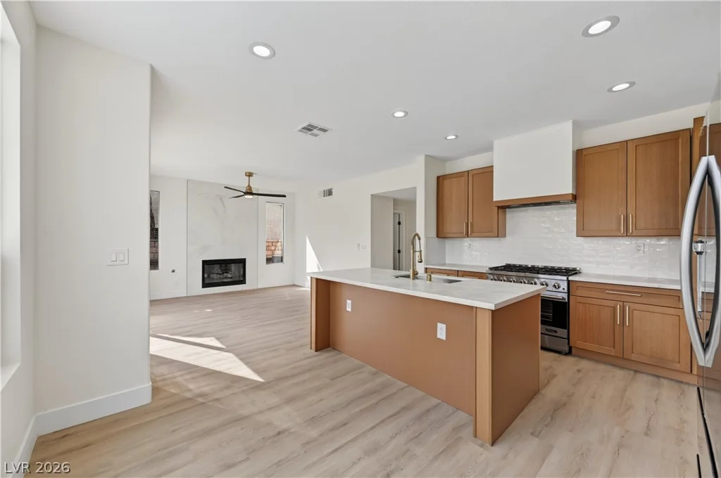 8307 San Ramon, Las Vegas, NV 89147