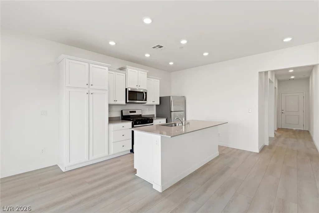 2727 Avril Point, Las Vegas, NV 89156