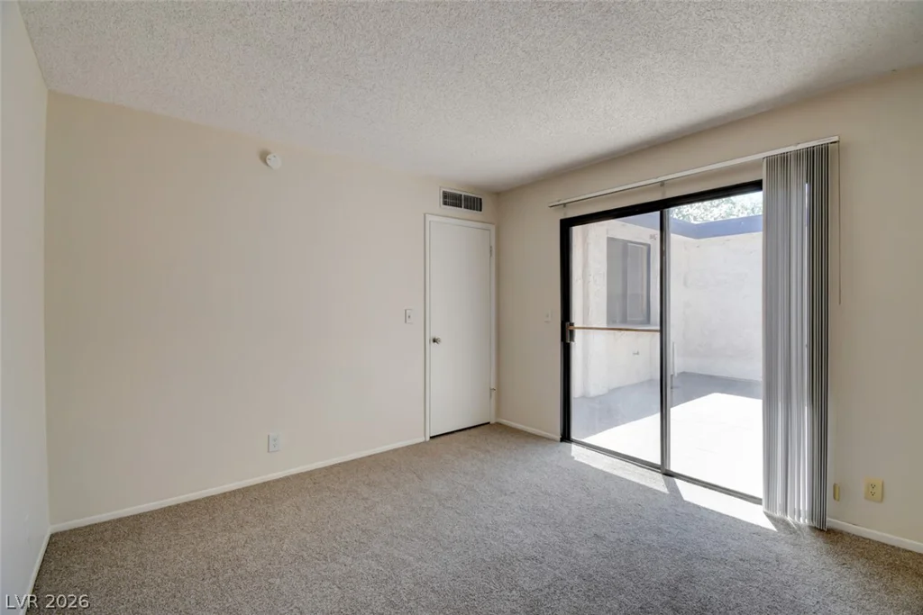 3460 Pino, Las Vegas, NV 89121