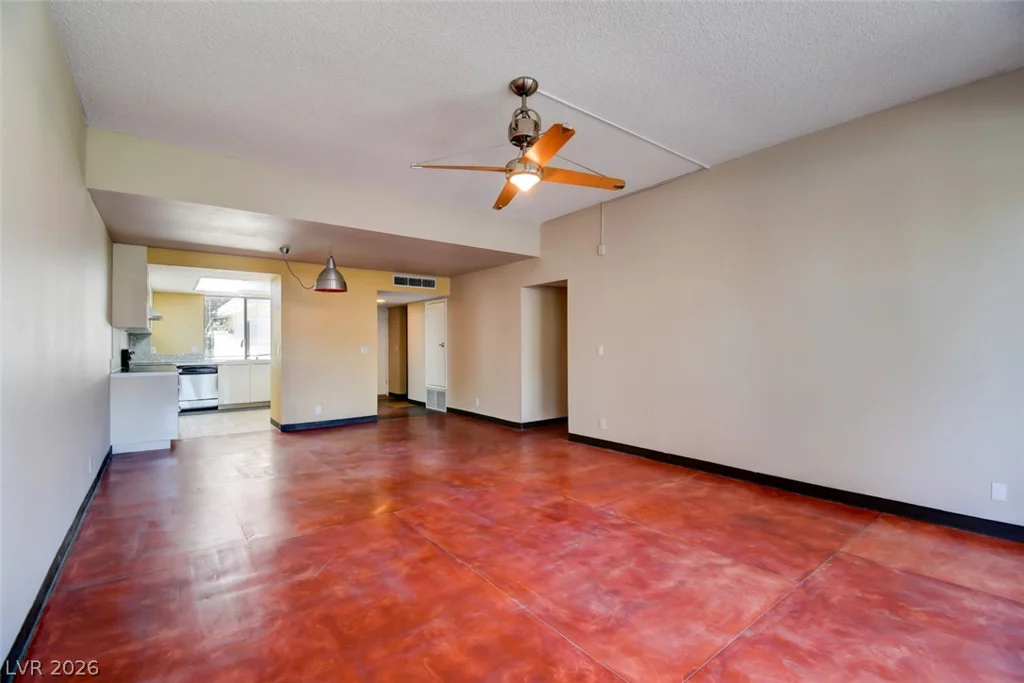 3460 Pino, Las Vegas, NV 89121
