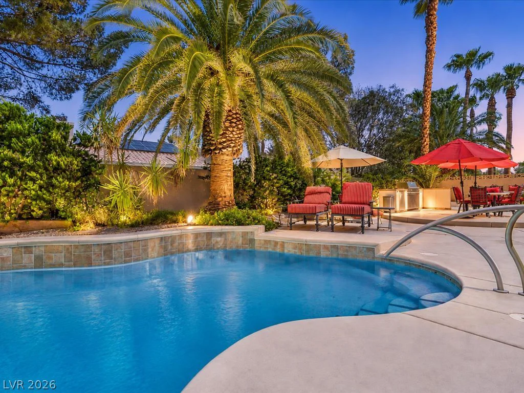 3740 Rick Stratton, Las Vegas, NV 89120