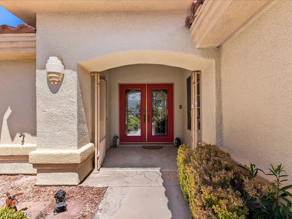 3740 Rick Stratton, Las Vegas, NV 89120