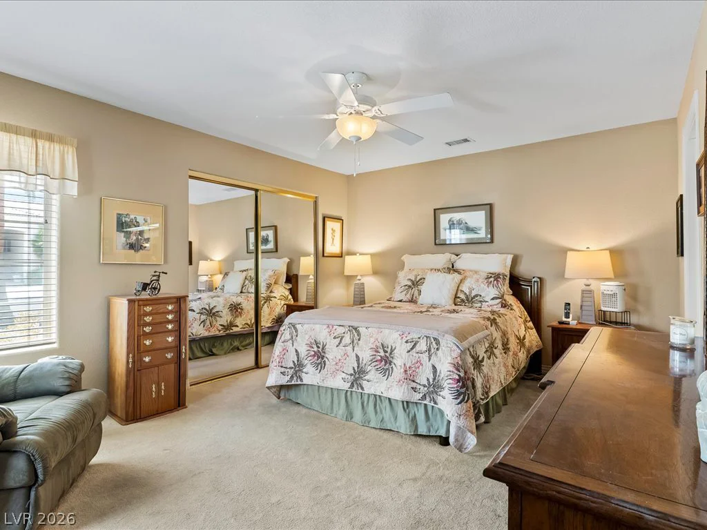 3740 Rick Stratton, Las Vegas, NV 89120