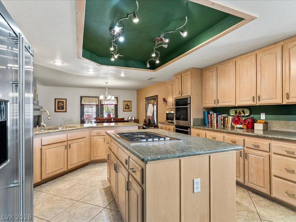 3740 Rick Stratton, Las Vegas, NV 89120