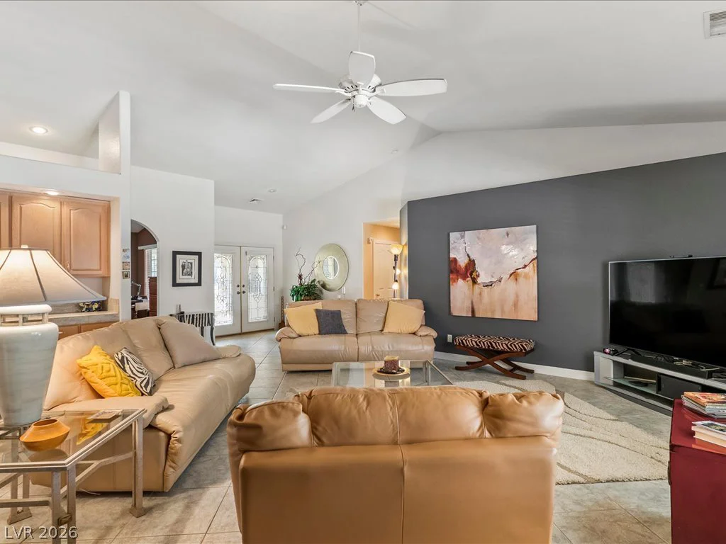 3740 Rick Stratton, Las Vegas, NV 89120
