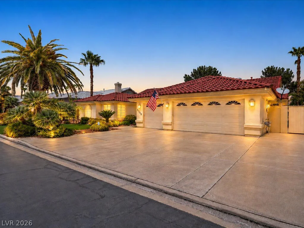 3740 Rick Stratton, Las Vegas, NV 89120