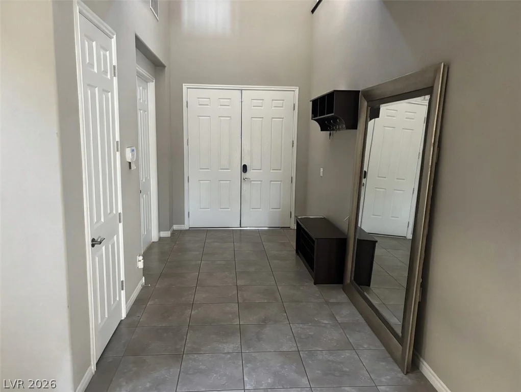 8823 Sherborne Gate, Las Vegas, NV 89148