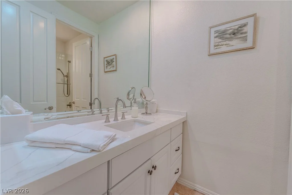 5121 Kapalua, Las Vegas, NV 89113