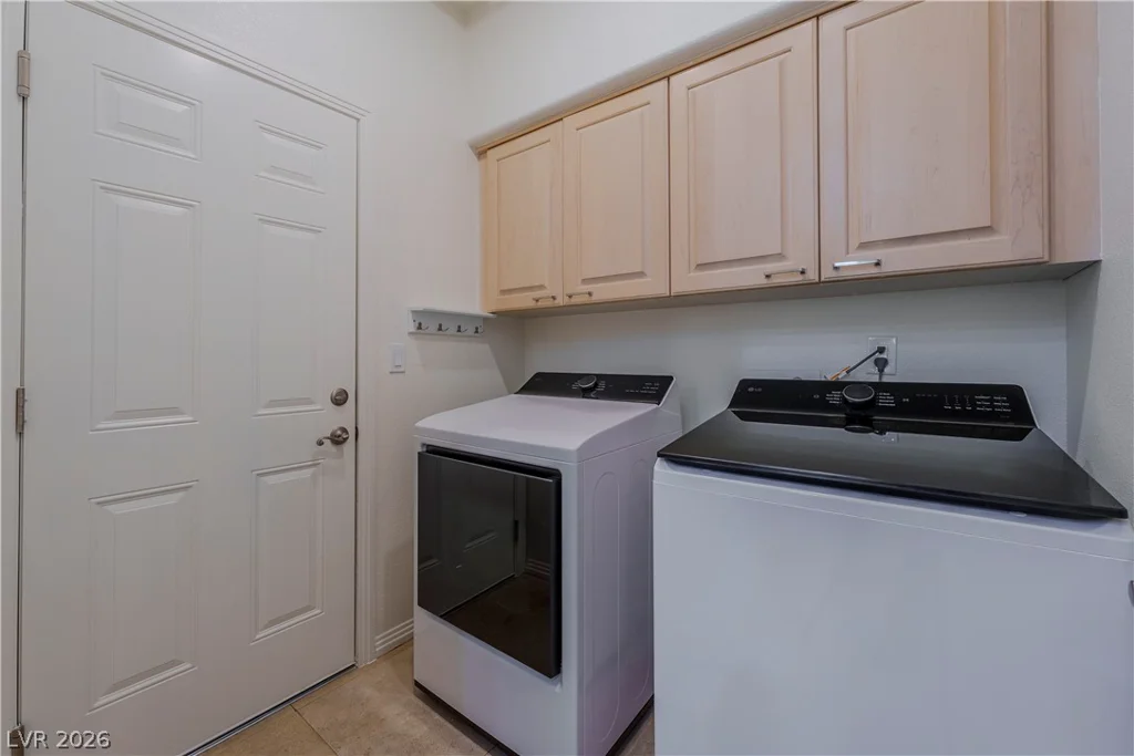 5121 Kapalua, Las Vegas, NV 89113