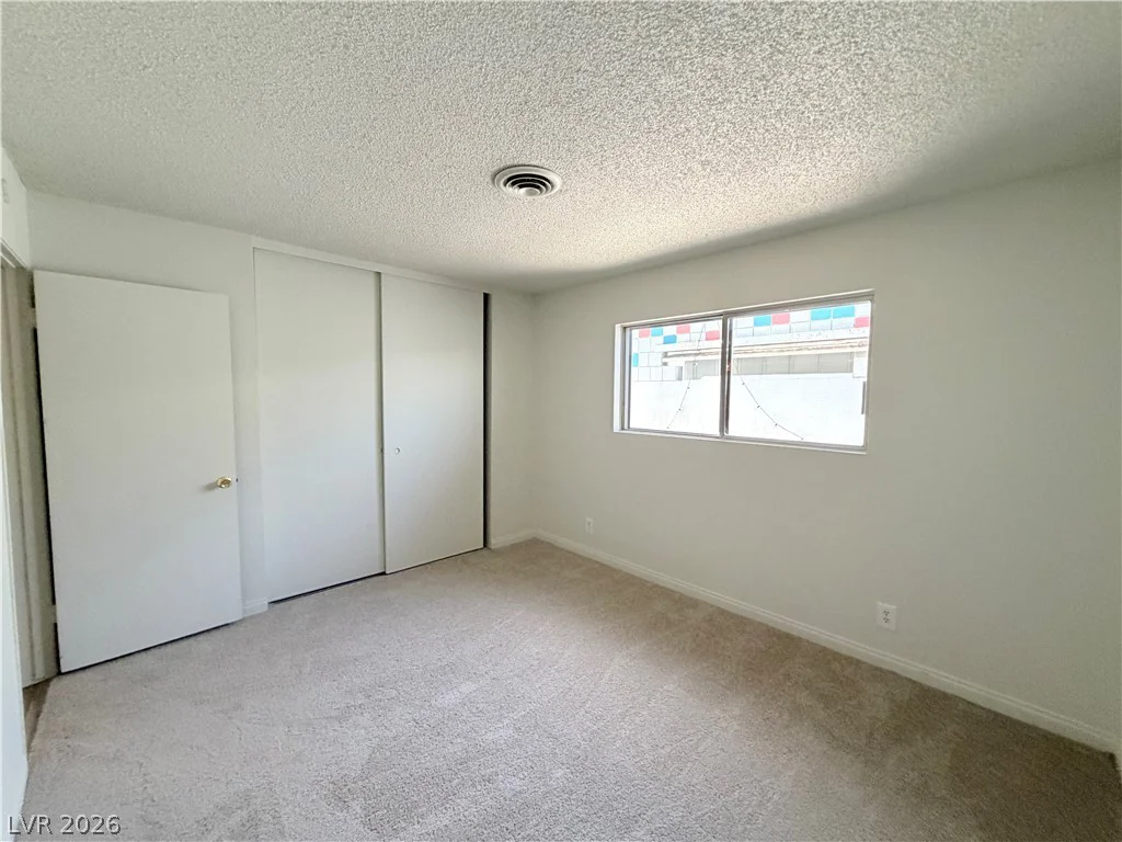 1483 Pawnee, Las Vegas, NV 89169