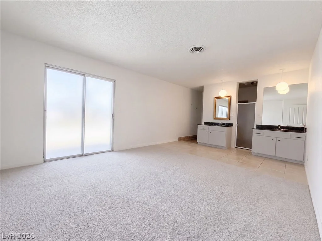 1483 Pawnee, Las Vegas, NV 89169