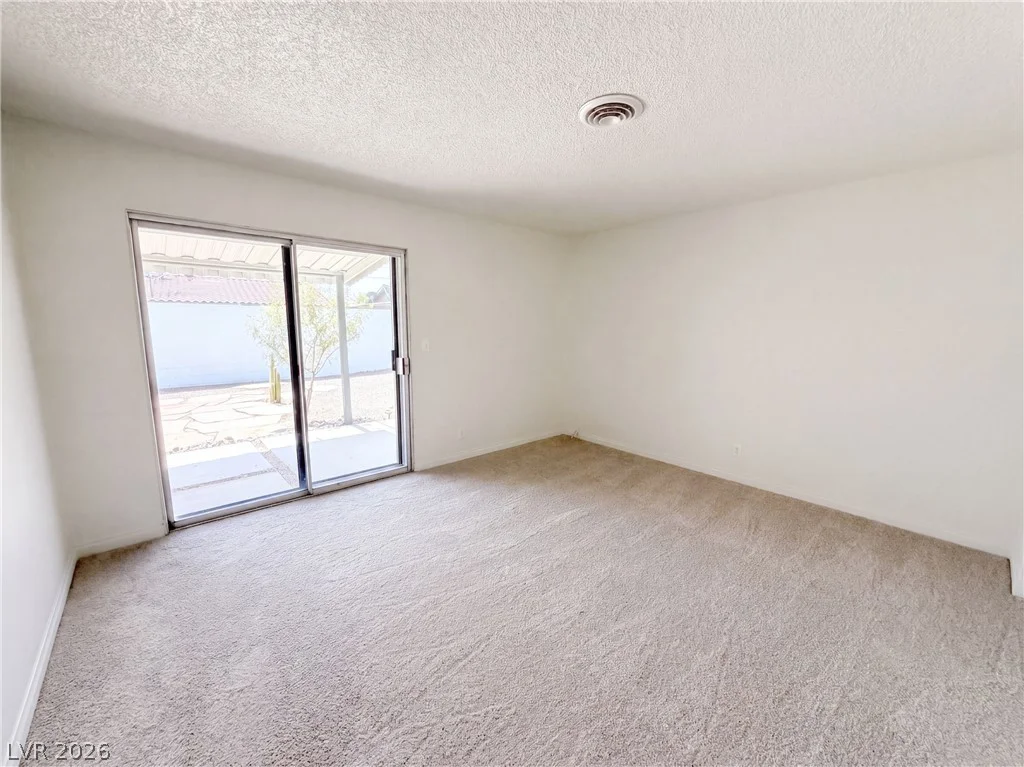 1483 Pawnee, Las Vegas, NV 89169