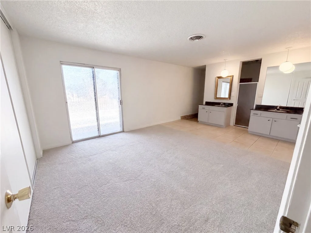 1483 Pawnee, Las Vegas, NV 89169