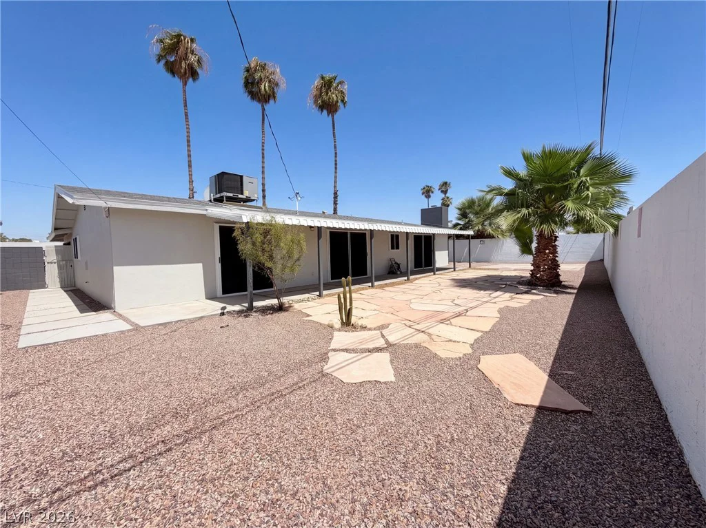 1483 Pawnee, Las Vegas, NV 89169