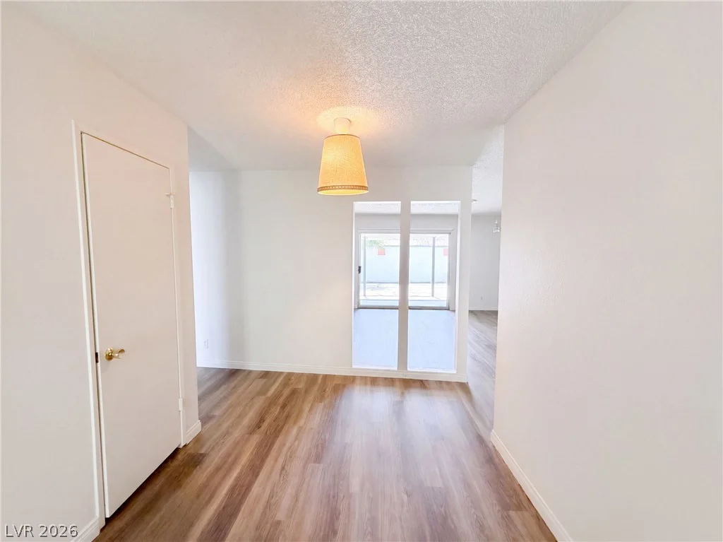 1483 Pawnee, Las Vegas, NV 89169