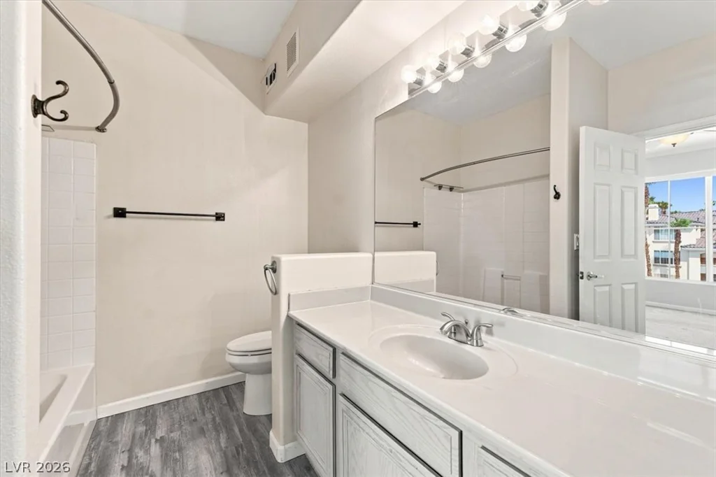 7167 Durango, Las Vegas, NV 89113