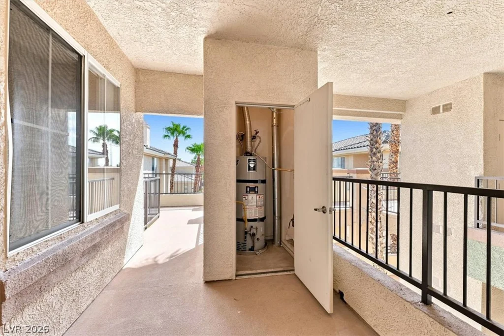 7167 Durango, Las Vegas, NV 89113