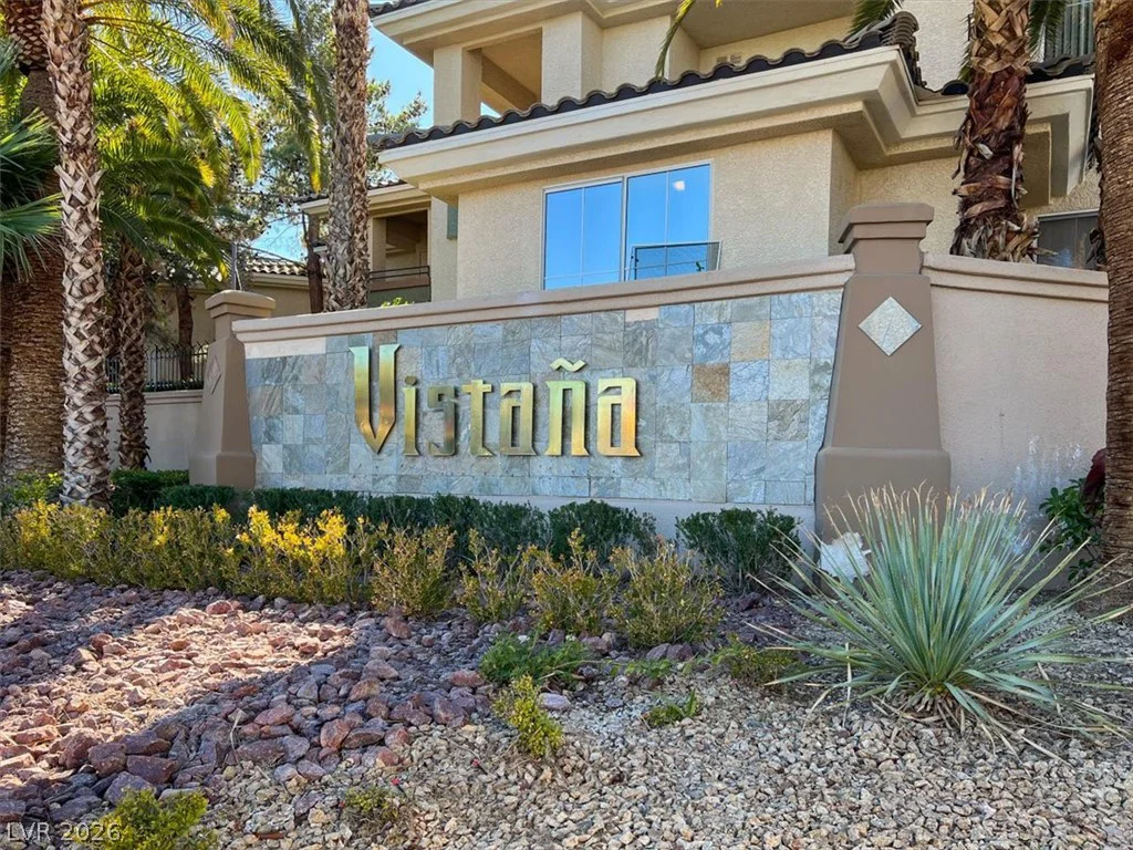 7167 Durango, Las Vegas, NV 89113