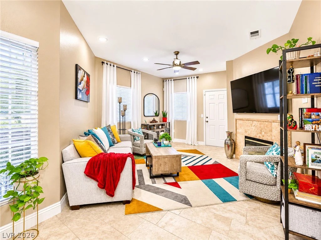 5250 Rainbow, Las Vegas, NV 89118