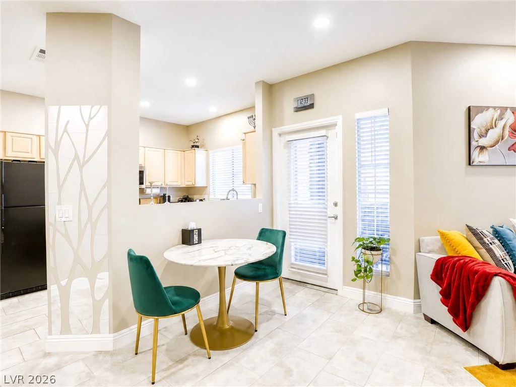 5250 Rainbow, Las Vegas, NV 89118