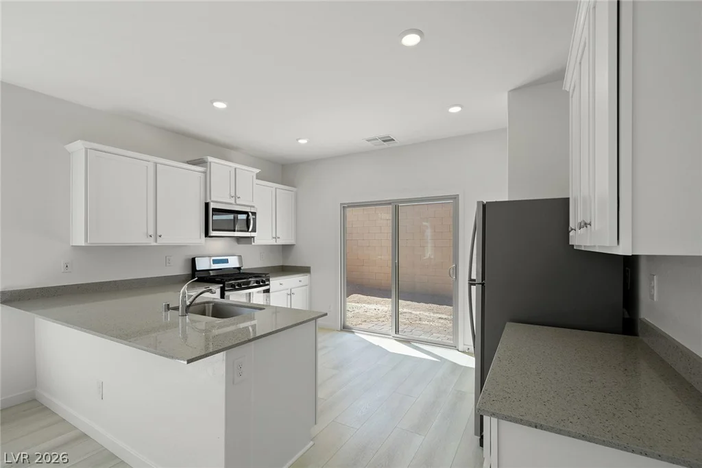 6745 Magnolia River, Las Vegas, NV 89156