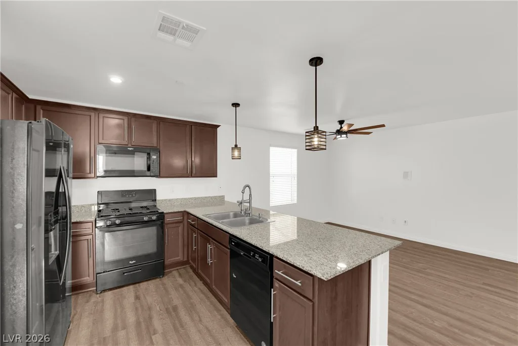 4594 Ingleton, Las Vegas, NV 89115