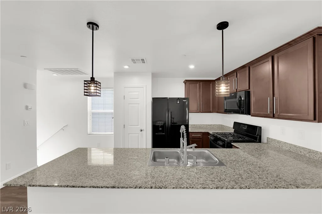 4594 Ingleton, Las Vegas, NV 89115