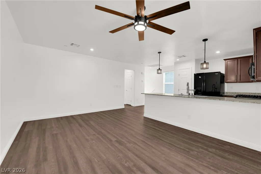 4594 Ingleton, Las Vegas, NV 89115