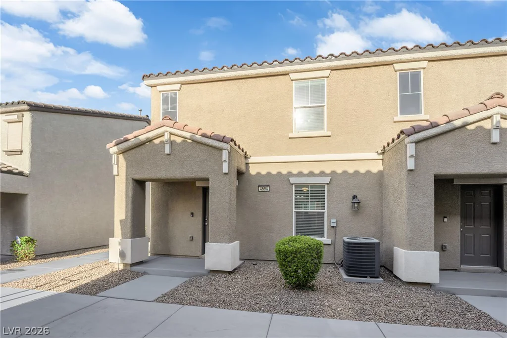 4594 Ingleton, Las Vegas, NV 89115