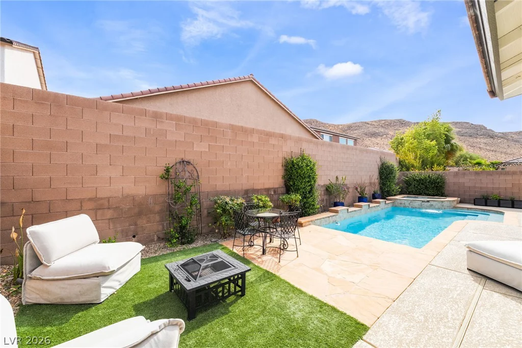 9537 Wild Valley, Las Vegas, NV 89148