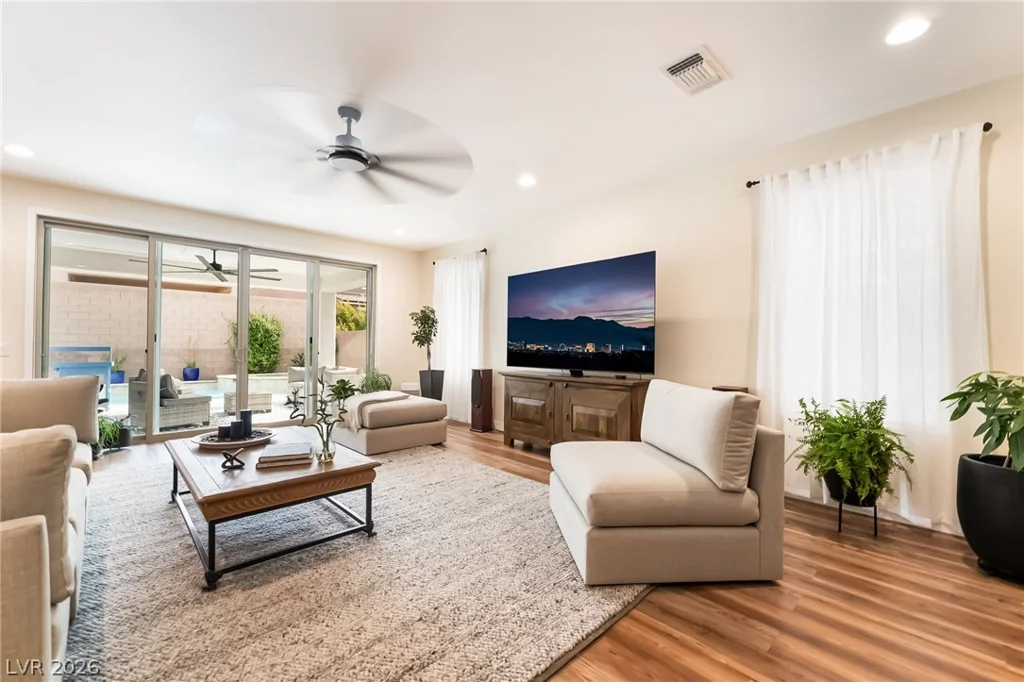 9537 Wild Valley, Las Vegas, NV 89148
