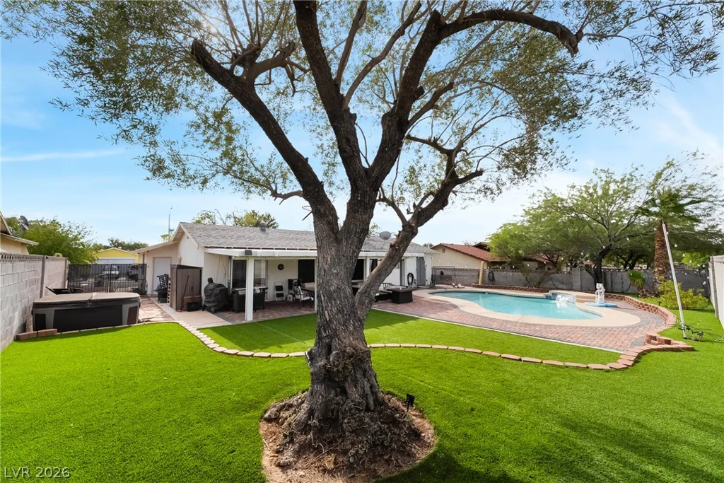 1404 Gloria, Boulder City, NV 89005