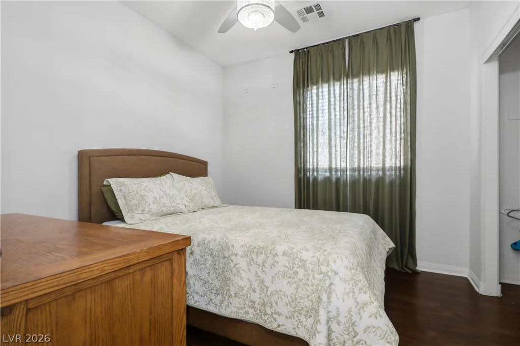 5617 Midnight Breeze, North Las Vegas, NV 89081