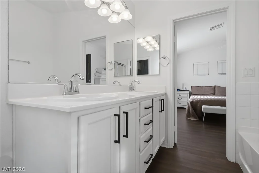 5617 Midnight Breeze, North Las Vegas, NV 89081