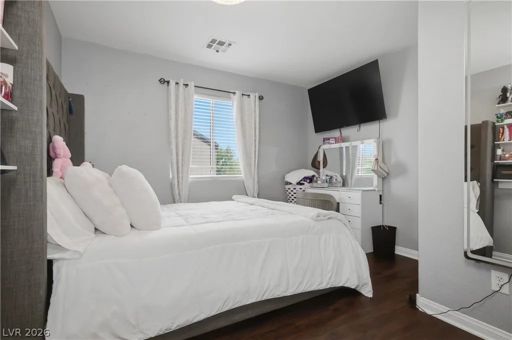 5617 Midnight Breeze, North Las Vegas, NV 89081