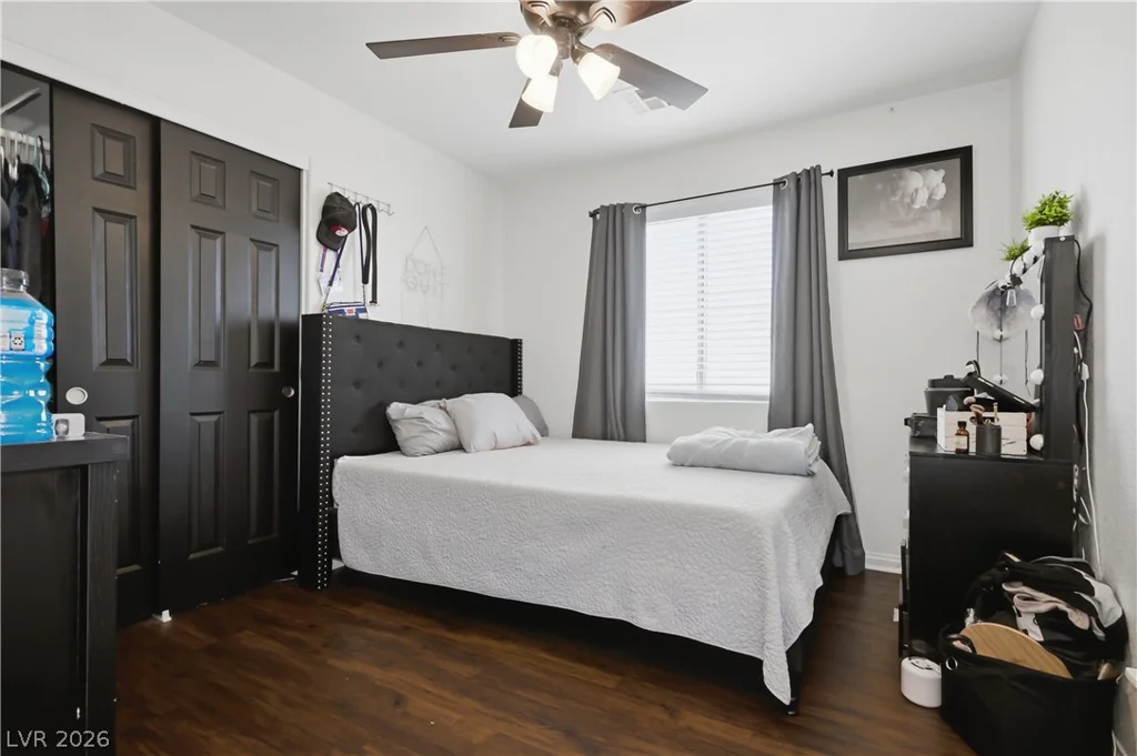 5617 Midnight Breeze, North Las Vegas, NV 89081