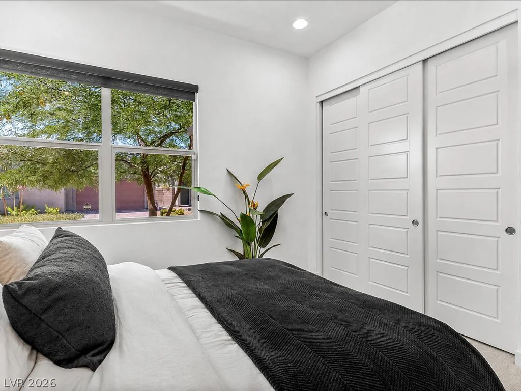 358 Nine Mile Creek, Las Vegas, NV 89138