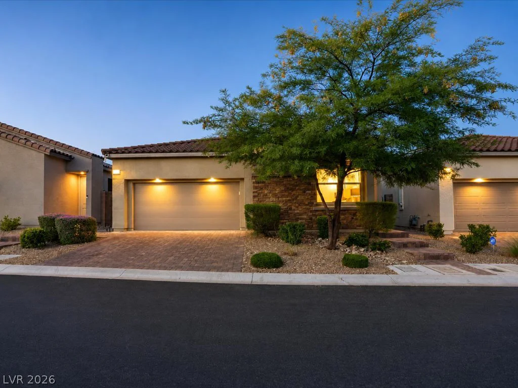 358 Nine Mile Creek, Las Vegas, NV 89138