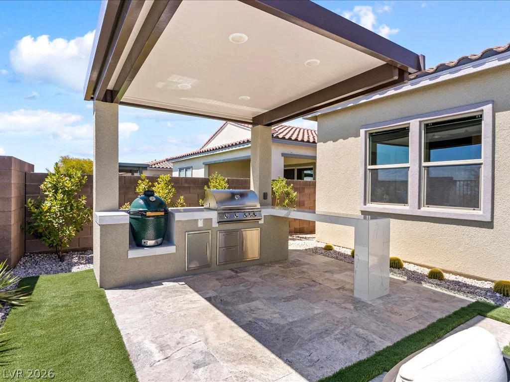 358 Nine Mile Creek, Las Vegas, NV 89138