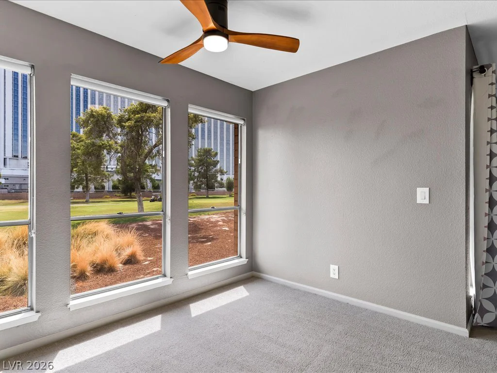 2831 Geary, Las Vegas, NV 89109