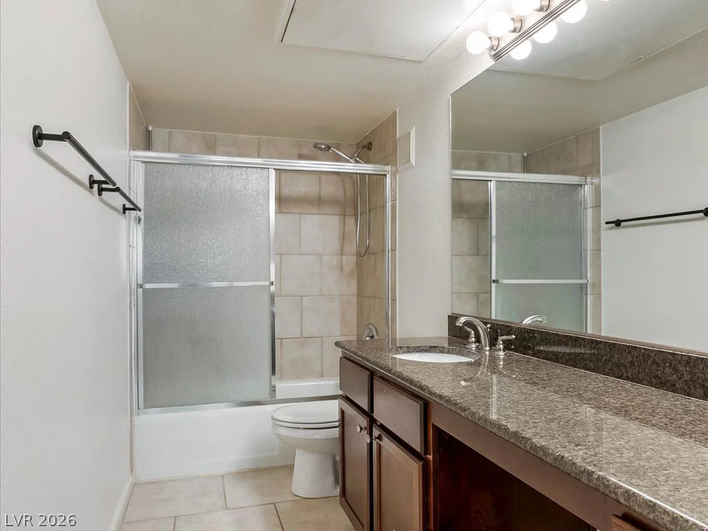 2831 Geary, Las Vegas, NV 89109