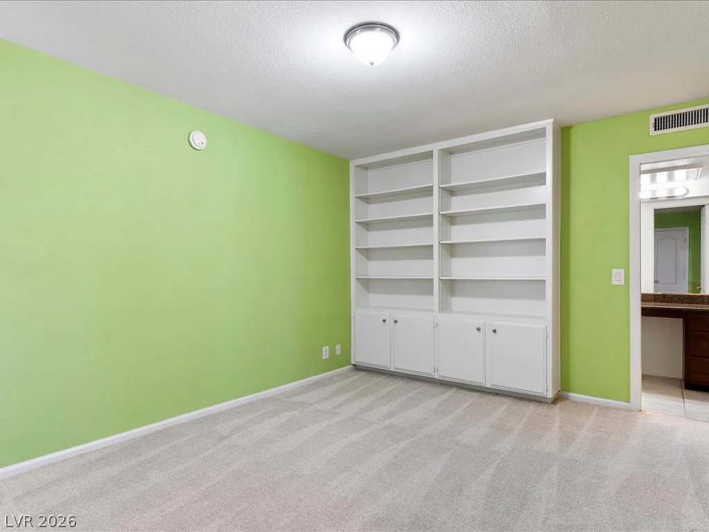 2831 Geary, Las Vegas, NV 89109