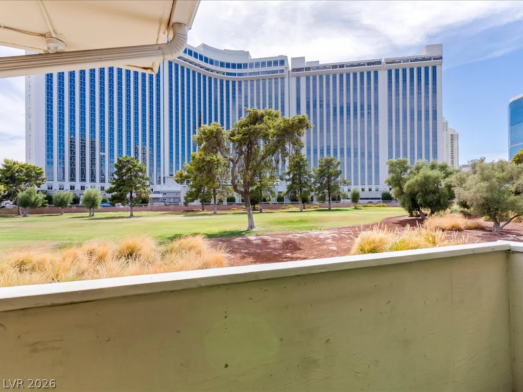 2831 Geary, Las Vegas, NV 89109