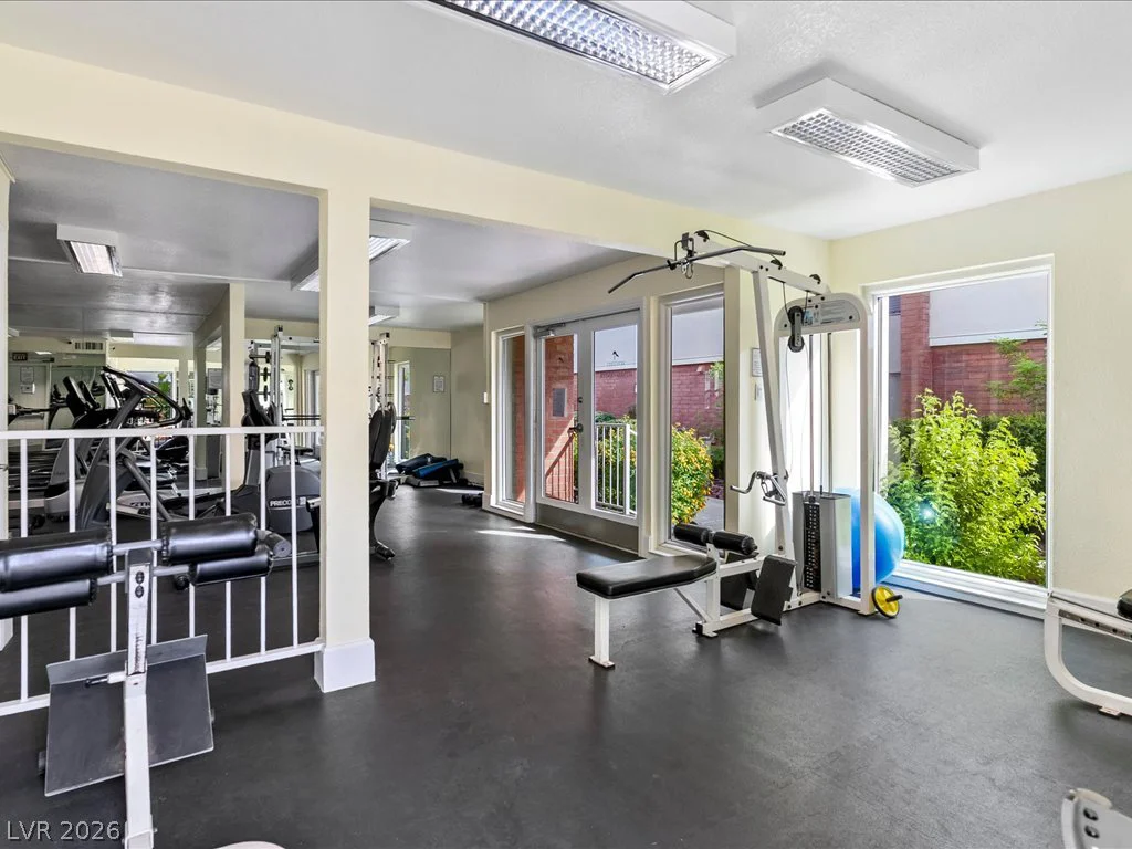 2831 Geary, Las Vegas, NV 89109
