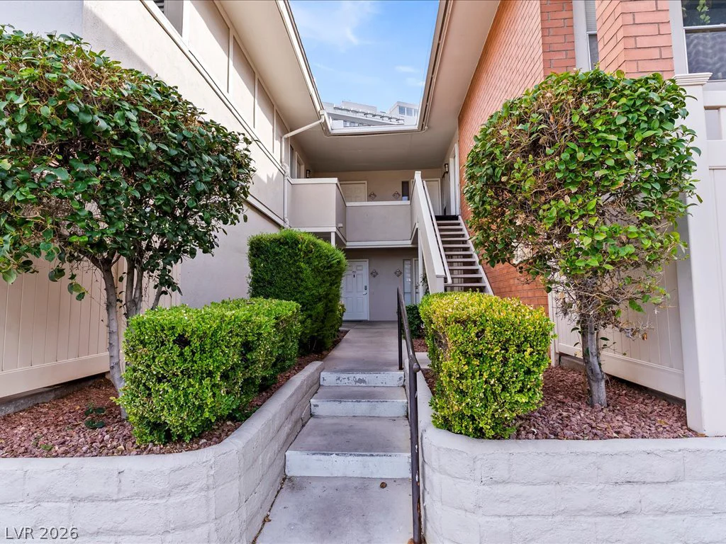 2831 Geary, Las Vegas, NV 89109